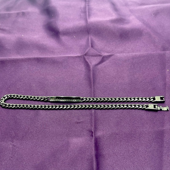 King Ice: Black Stainless Steel Link Wrap Bracelet with Fold Over Clasp Closure - Picture 6 of 14